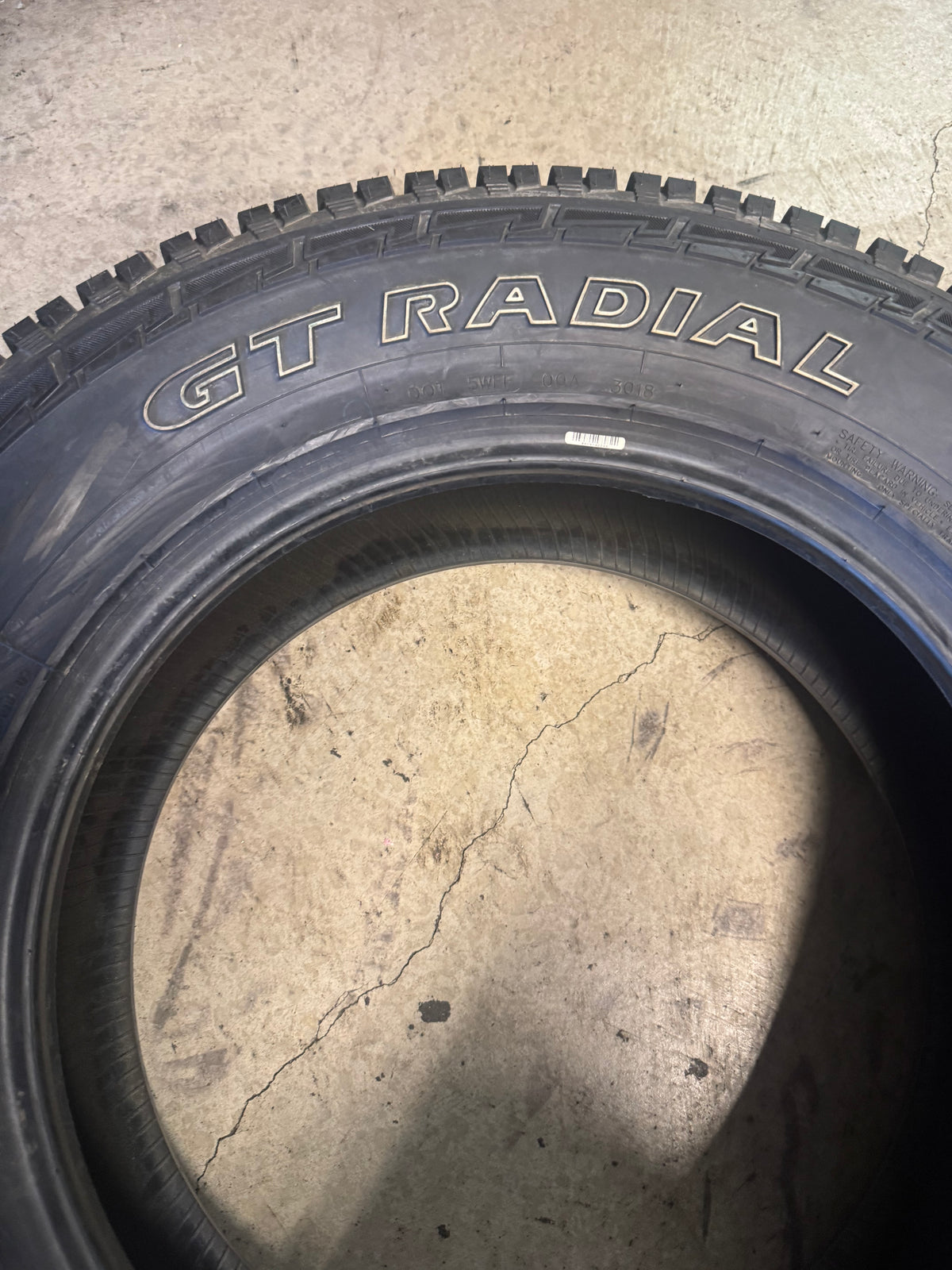 NOS GT RADIAL ADVENTURO AT3 OWL LT 245 70 17 108/104S 6PLY ALL TERRAIN TIRE 100A1897