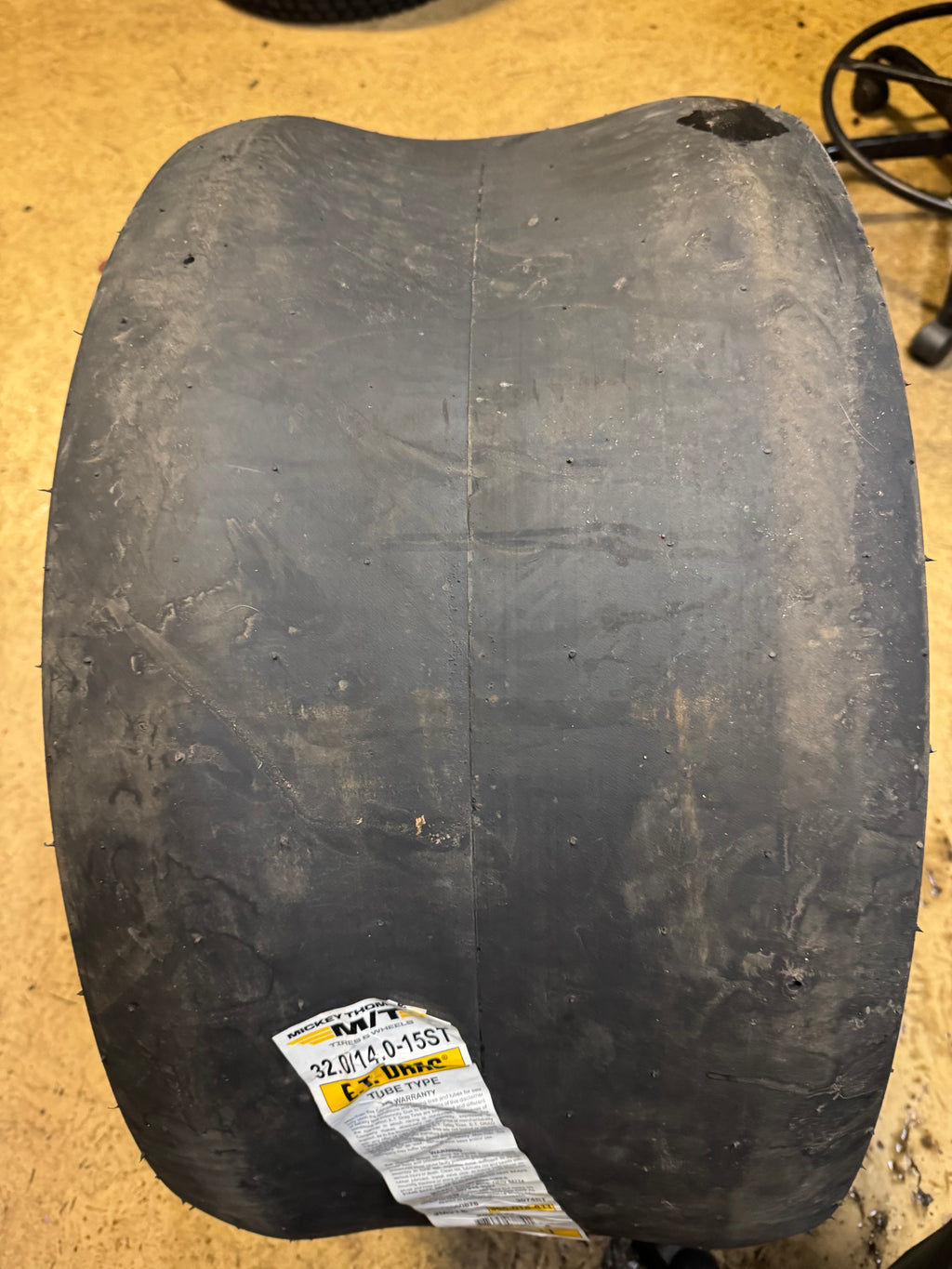 MICKEY THOMPSON ET DRAG WL 32 14 15 DRAG TIRE 90000000878 ROLLOVER 102 ½”