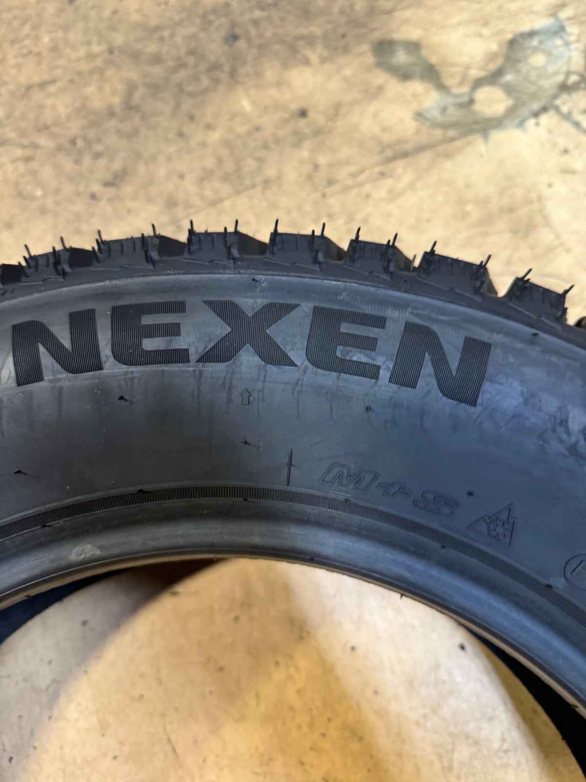 2 NEXEN WINGUARD WINSPIKE 3 BSW P 175 70 14 84T WINTER TIRE 18399NXK