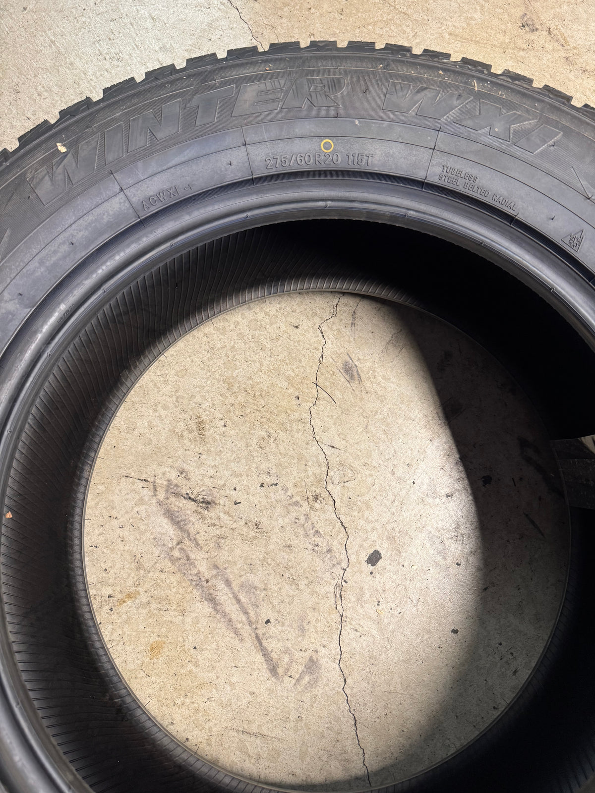 2 NOS ARCTIC CLAW WINTER WXI BSW P 275 60 20 115T WINTER TIRE ARC64