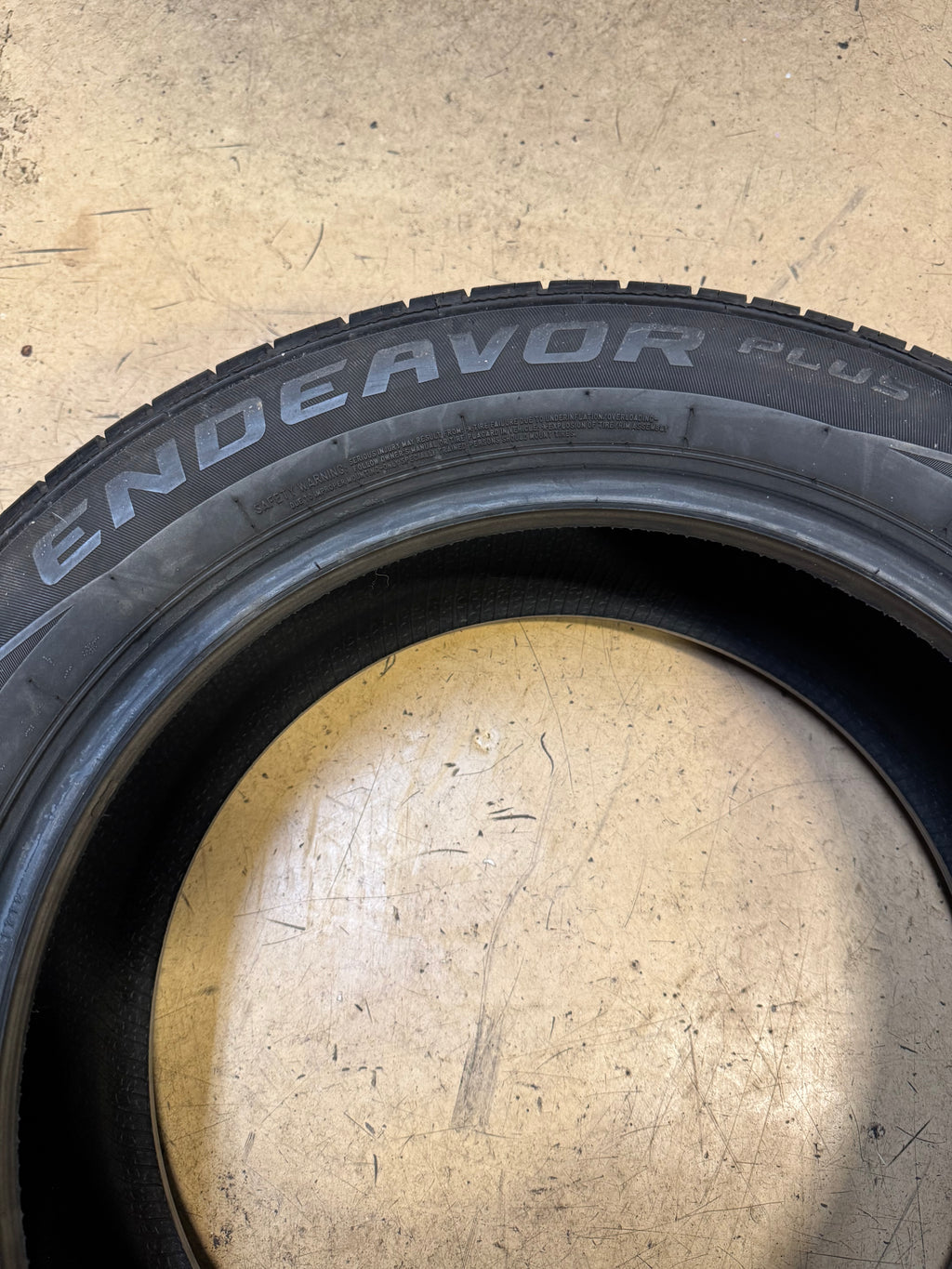 USED 7/32” COOPER ENDEAVOR PLUS BSW P 225 55 18 98H ALL SEASON TIRE 166245009
