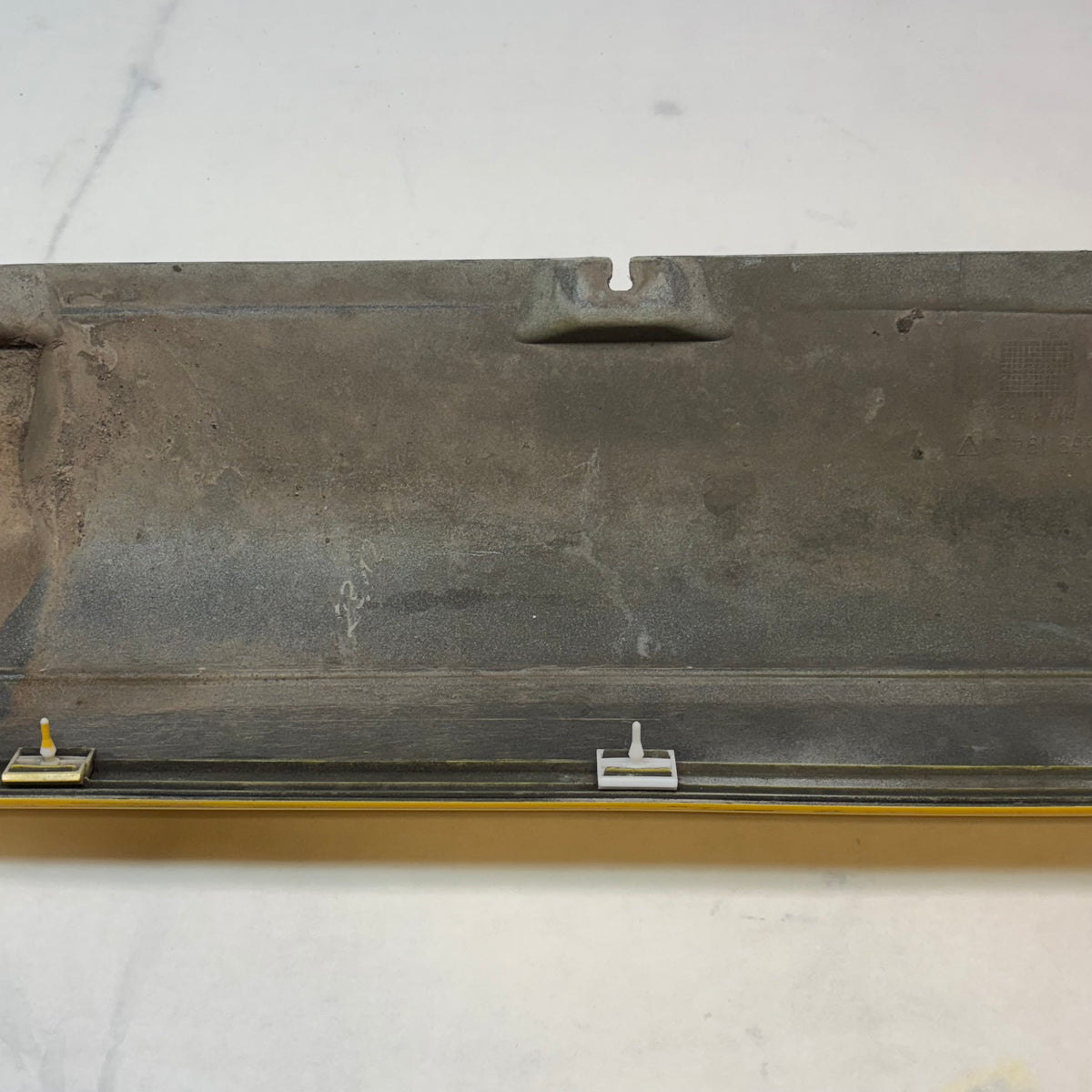 GENUINE PORSCHE RH ROCKER PANEL SPEED YELLOW 964 89-93