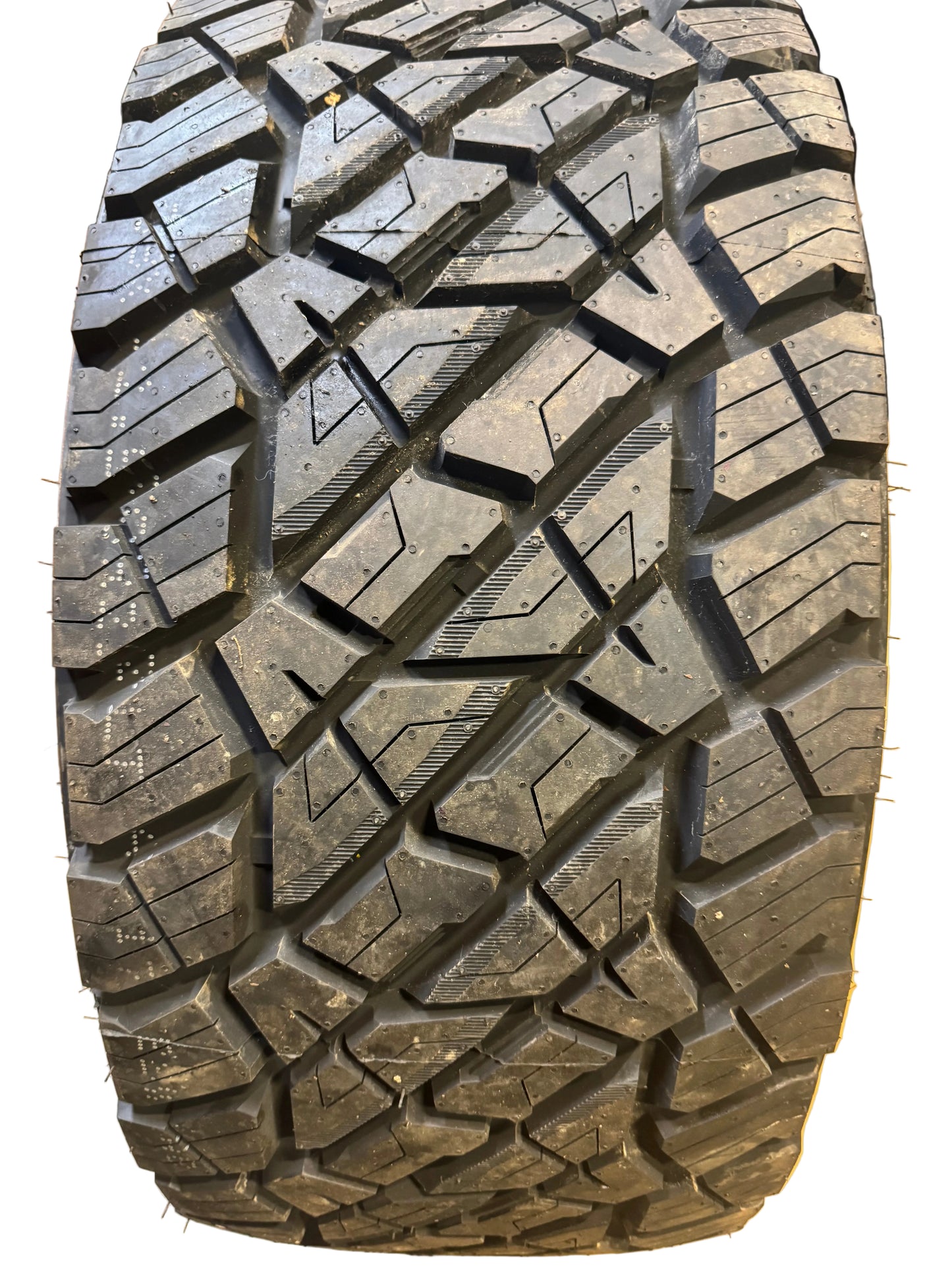 PREDATOR NEW MUTANT X-AT BSW LT 33 12.5 22 114Q 12PLY ALL TERRAIN TIRE PRXAT33