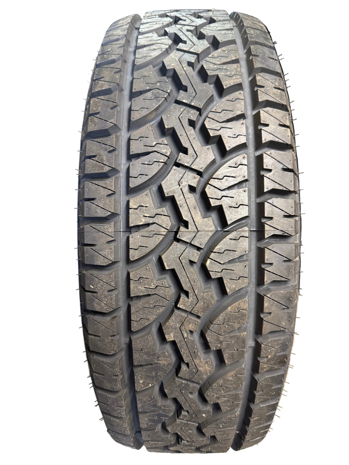 2 GT RADIAL ADVENTURO AT3 OWL LT 285 70 17 121/118S 10PLY ALL TERRAIN TIRE AS095