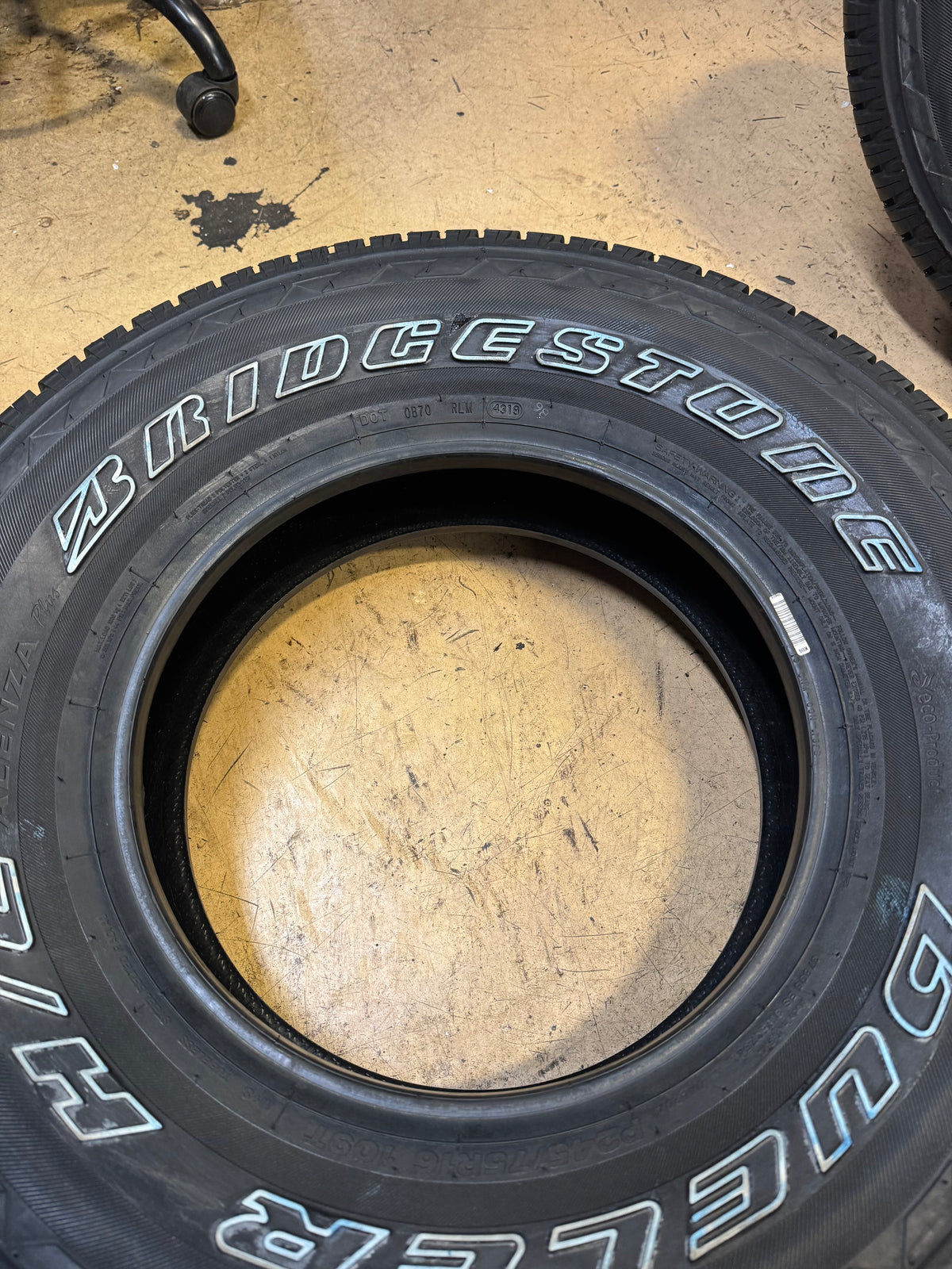 2 NOS BRIDGESTONE DUELER H/L ALENZA PLUS OWL P 245 75 16 109T ALL SESON TIRE 000431