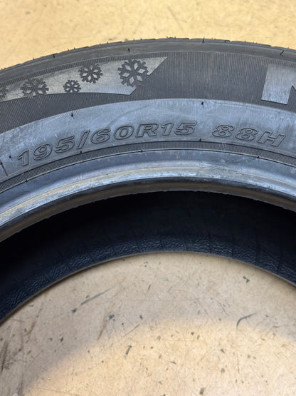 NOS NEXEN WINGUARD SPORT BSW P 195 60 15 88H WINTER TIRE 11149NXK