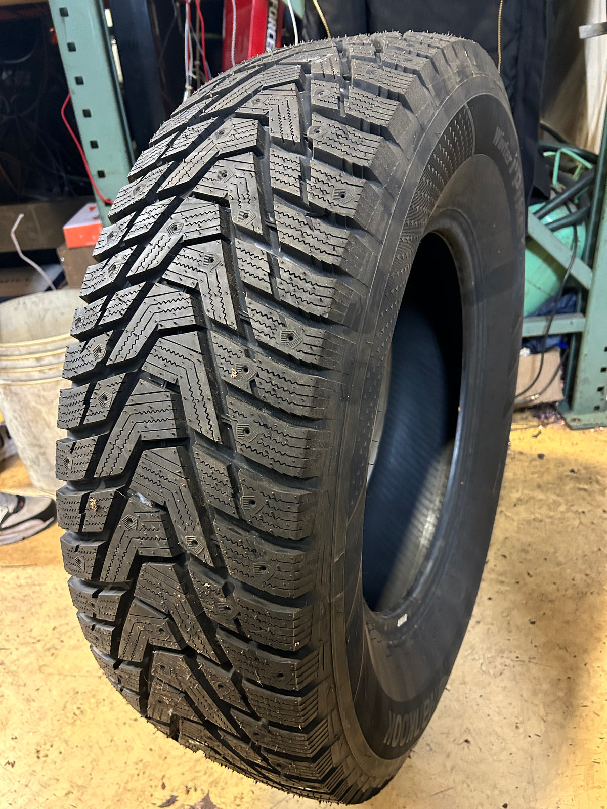 HANKOOK WINTER IPIKE X BSW P 265 70 18 116T WINTER TIRE 1028924