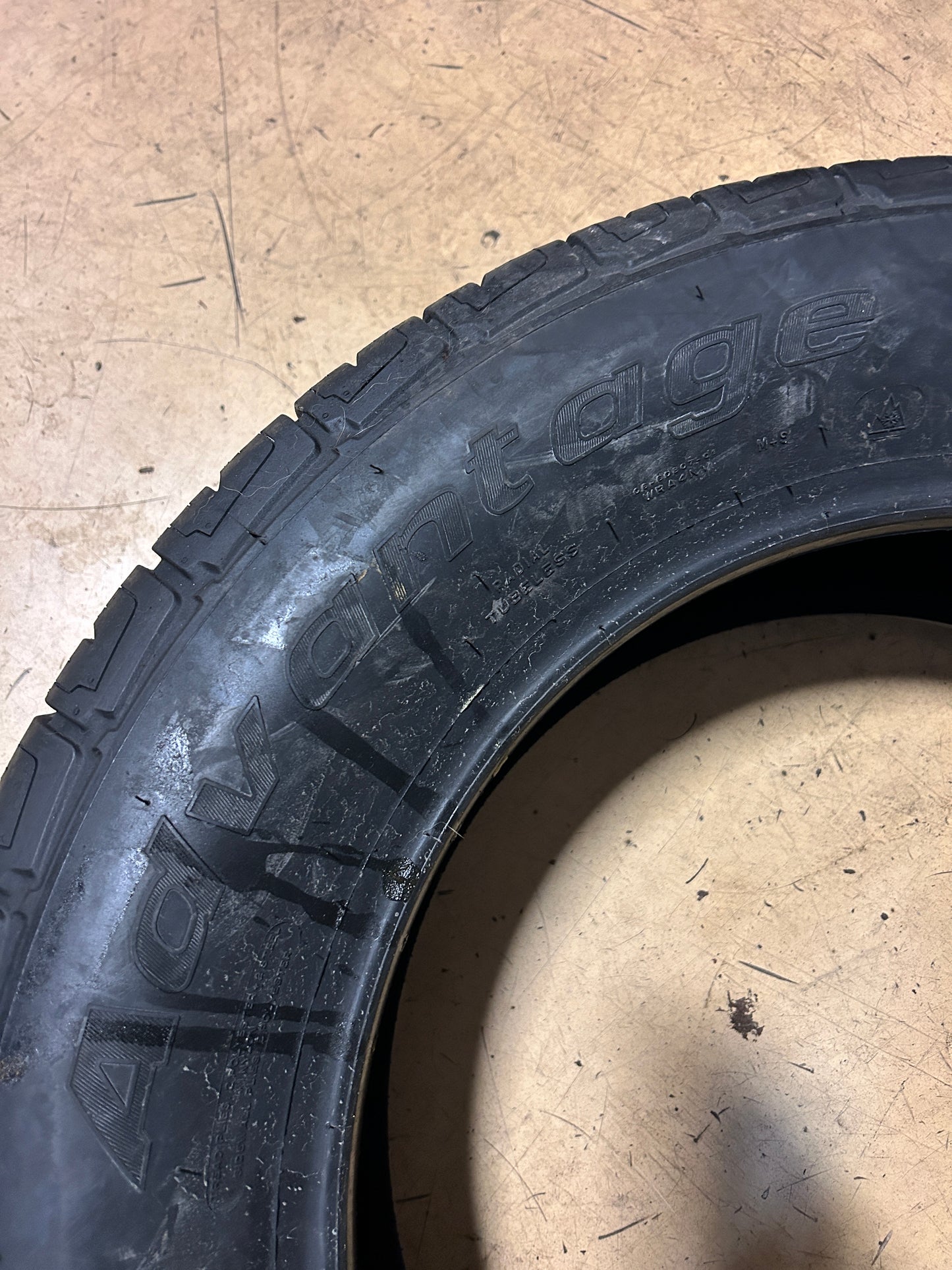 BFGOODRICH ADVANTAGE T/A SPORT LT BSW P 275 60 20 115T ALL SEASON TIRE 49661