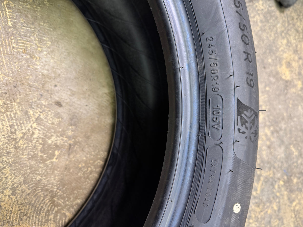 MICHELIN PILOT ALPIN 5 SUV ZP BSW P 245 50 19 105V XL WINTER TIRE 24629