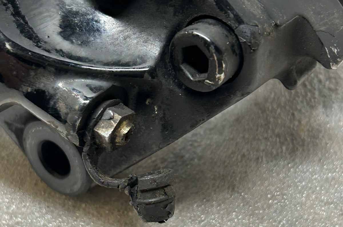 PORSCHE 944 TURBO BLACK FRONT BREMBO BRAKE CALIPER 20 4673 00