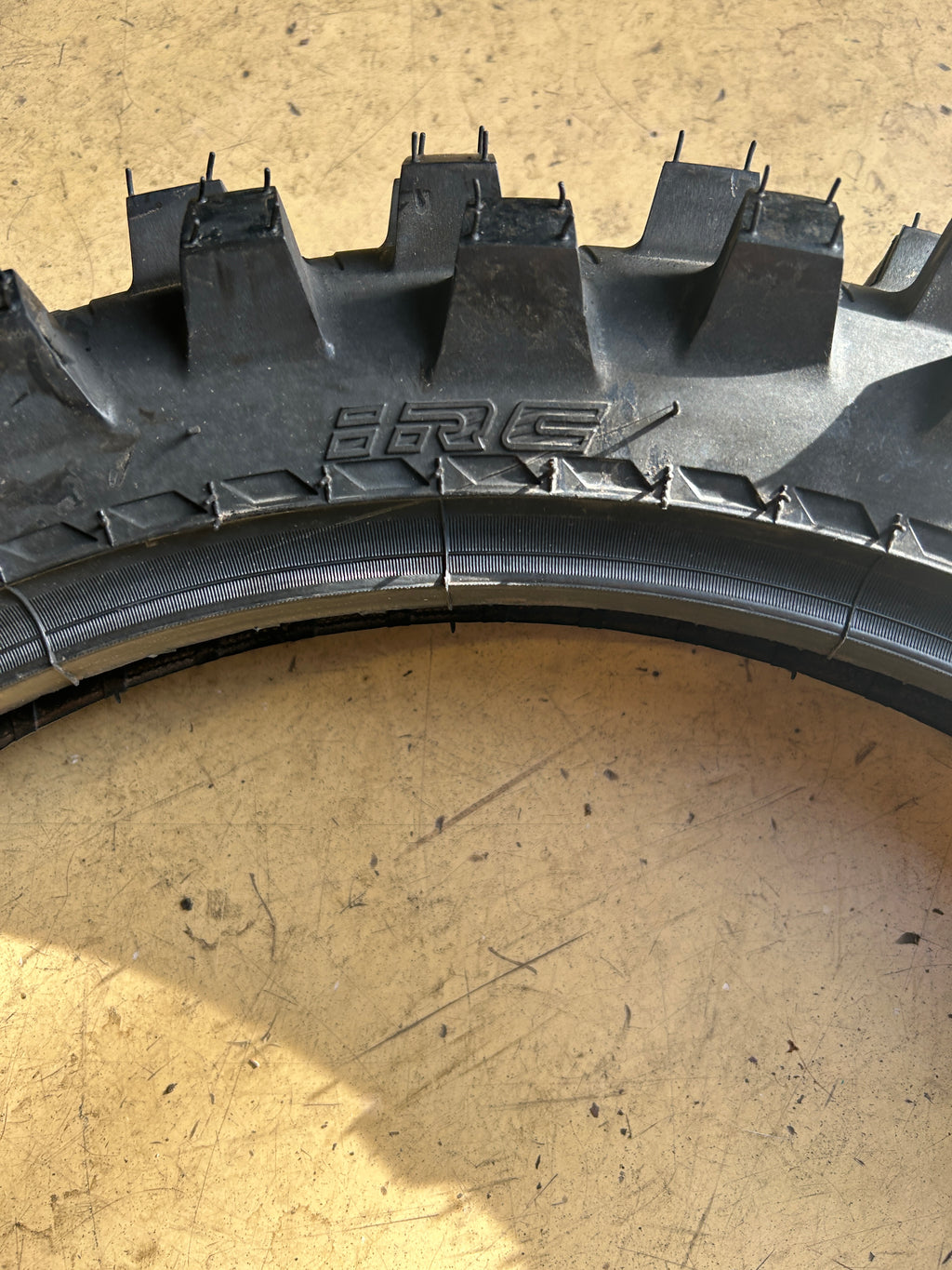 IRC M5B EVO SOFT TERRAIN BSW 100 90 19 57M REAR DIRT BIKE TIRE T10336