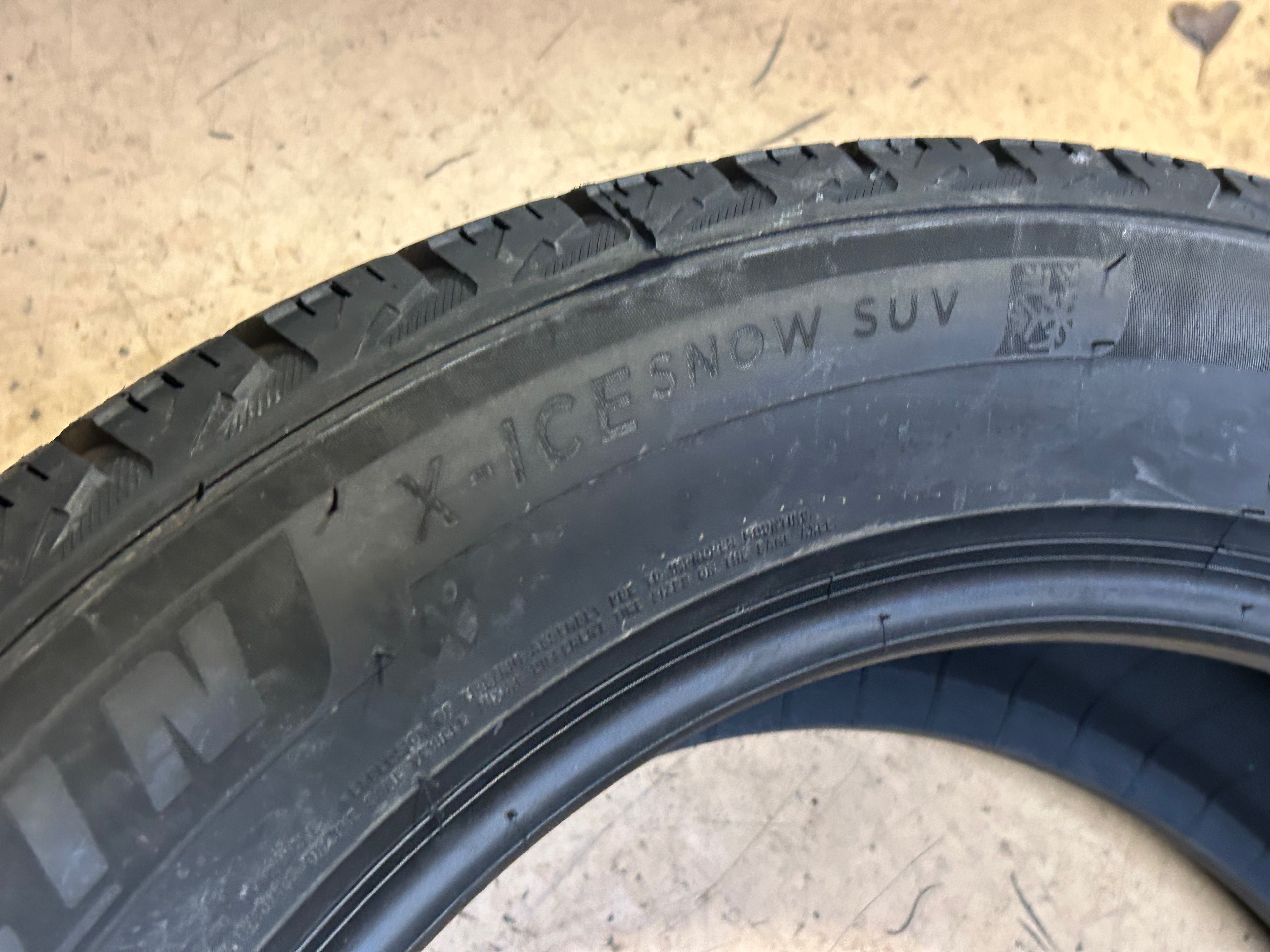 MICHELIN X-ICE SNOW  BSW P 235 55 18 104T XL WINTER TIRE 12893