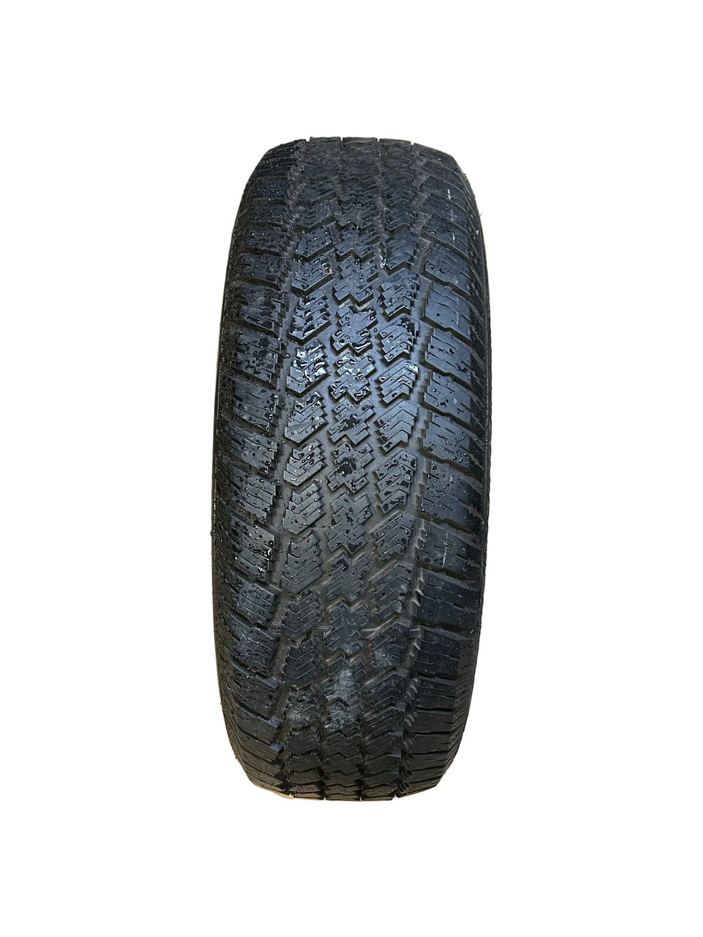USED 6.5/32’’ MASTERCRAFT GLACIER GRIP II BSW P 215 65 16 98T WINTER TIRE C90000005817