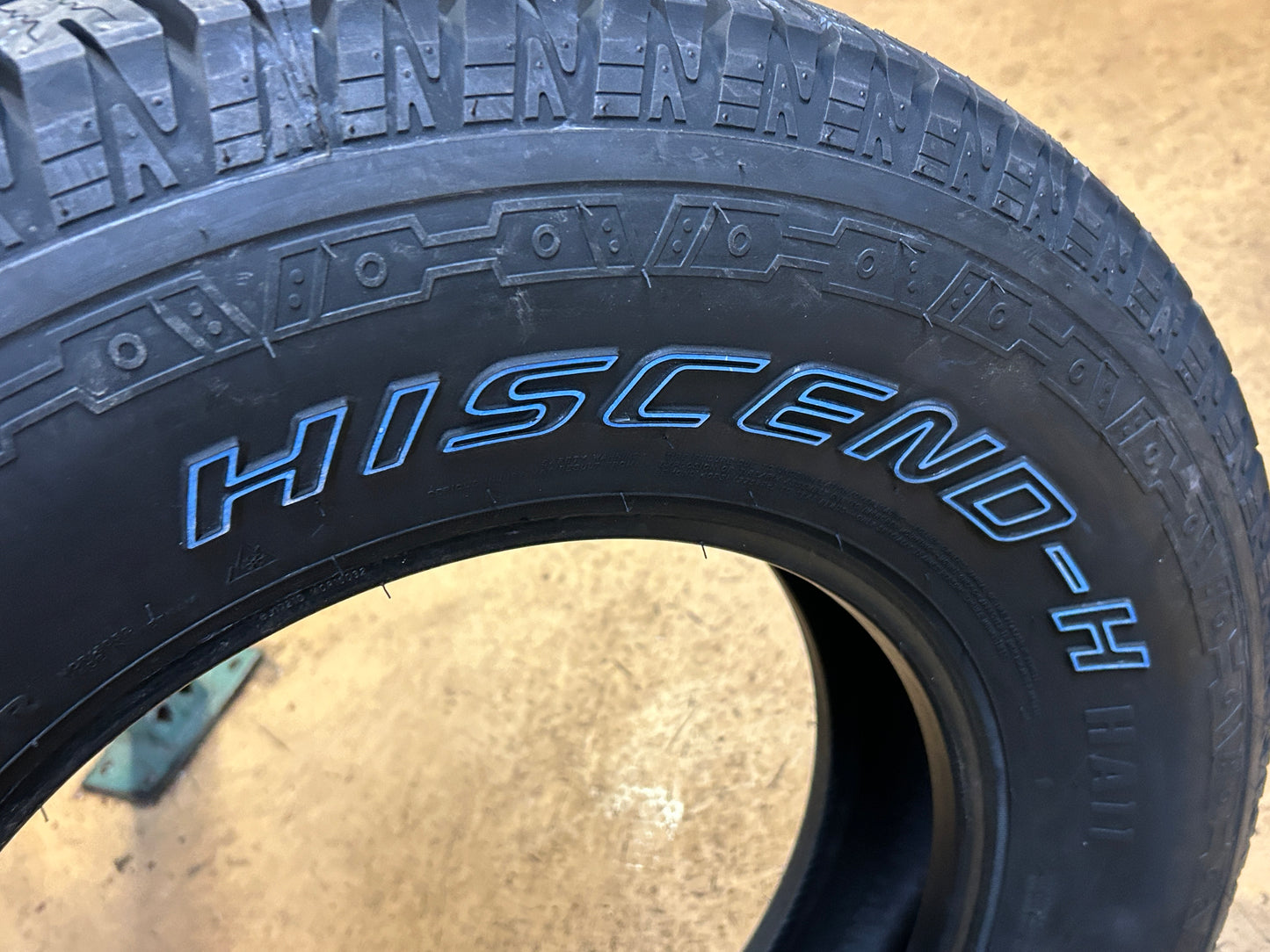 BLACKHAWK HISCEND-H HA11 OWL LT 235 80 17 120/117R 10PLY ALL TERRAIN TIRE 5545772V