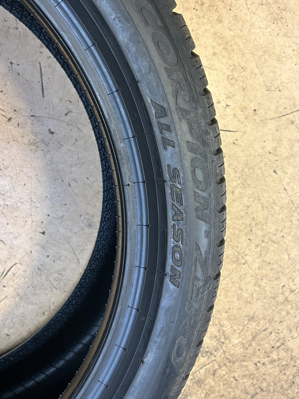 2 PIRELLI SCORPION ZERO BSW P 255 40 20 101H XL ALL SEASON TIRE 3789800