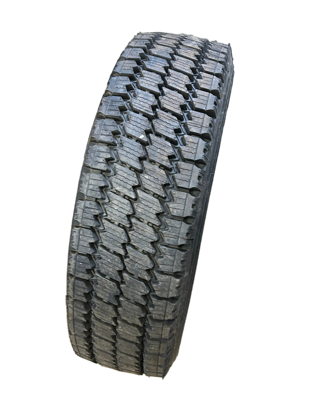 MICHELIN XDS2 BSW  245 70 19.5 136/134L 14PLY DRIVE TIRE 23134