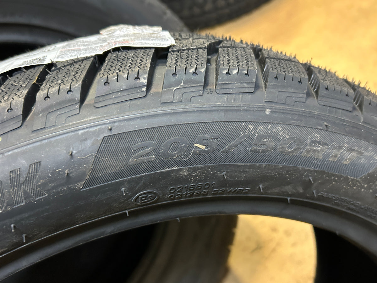 HANKOOK WINTER I*CEPT IZ3 BSW P 205 50 17 93H XL STUDLESS WINTER TIRE 1032511