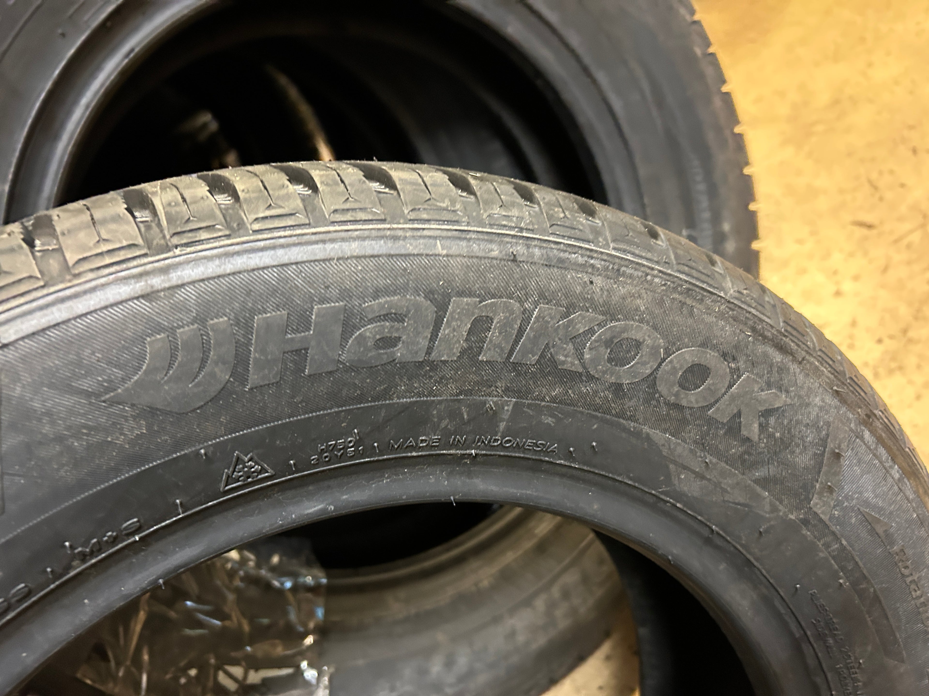 HANKOOK KINERGY 4S2 BSW P 195 65 15 91H ALL SEASON TIRE 1026493