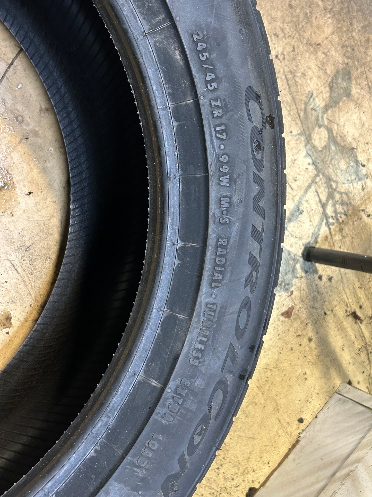 CONTINENTAL CONTROLCONTACT SPORT SRS+ BSW P 245 45 17 99W XL TIRE 1557580