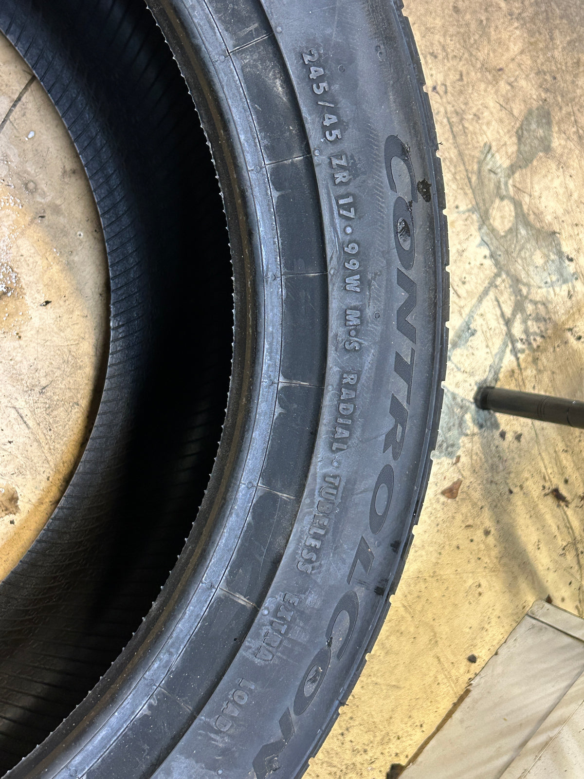 CONTINENTAL CONTROLCONTACT SPORT SRS+ BSW P 245 45 17 99W XL TIRE 1557580