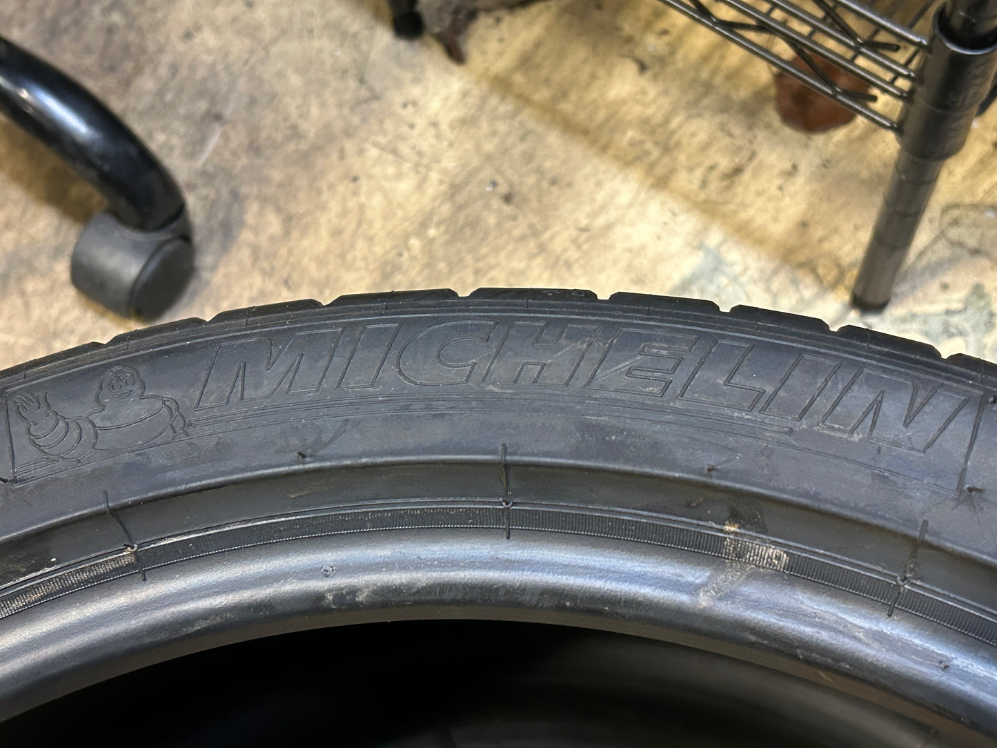 NOS MICHELIN PILOT SUPER SPORT BSW P 305 30 20 103Y XL UHP TIRE 48442