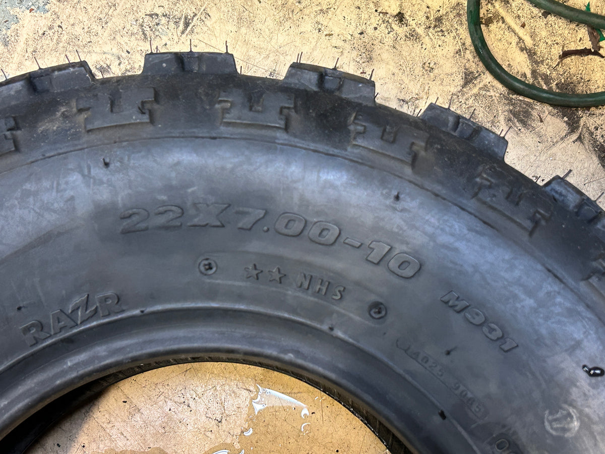 MAXXIS RAZOR M931 BSW 22 7 10 ATV TIRE TM00475100