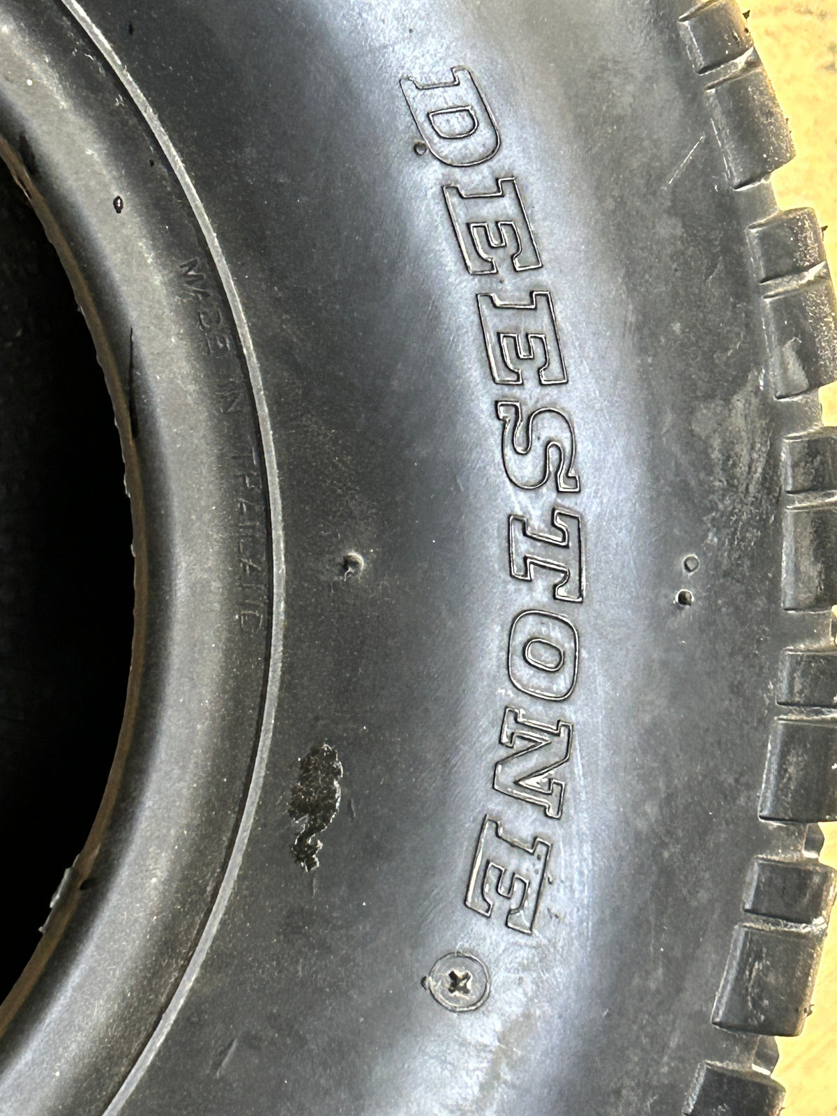 DEESTONE D266 BSW  18 8.5 8 4PLY LAWN TIRE DS7056