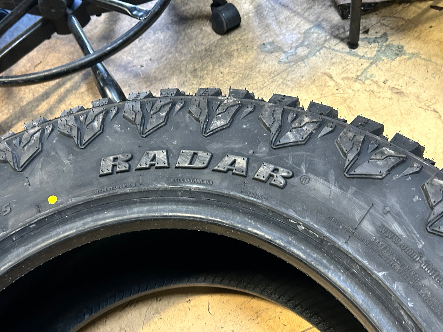 RADAR RENEGADE R/T BSW LT 35 11.5 20 124Q 10PLY RUGGED TERRAIN TIRE RASYTH0157
