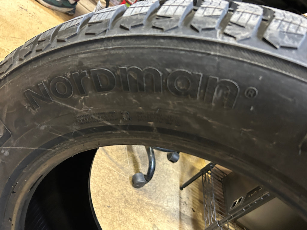 2 NOKIAN NORDMAN NORTH 9 SUV STUDLESS BSW P 275 60 20 115T WINTER TIRE T432923