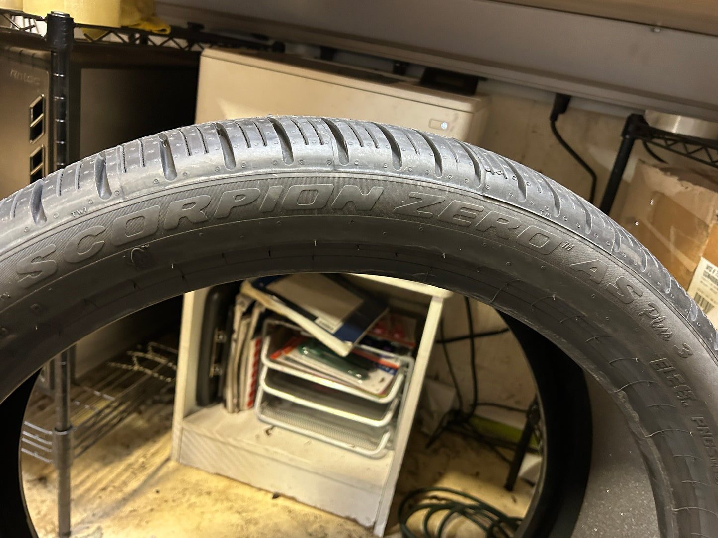 PIRELLI SCORPION ZERO AS PLUS 3 BSW P 285 35 22 106Y XL ALL SEASON TIRE 4087000