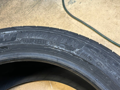 MICHELIN PILOT SPORT ALL SEASON 4 BSW P 255 40 19 100Y XL ALL SEASON TIRE 27700