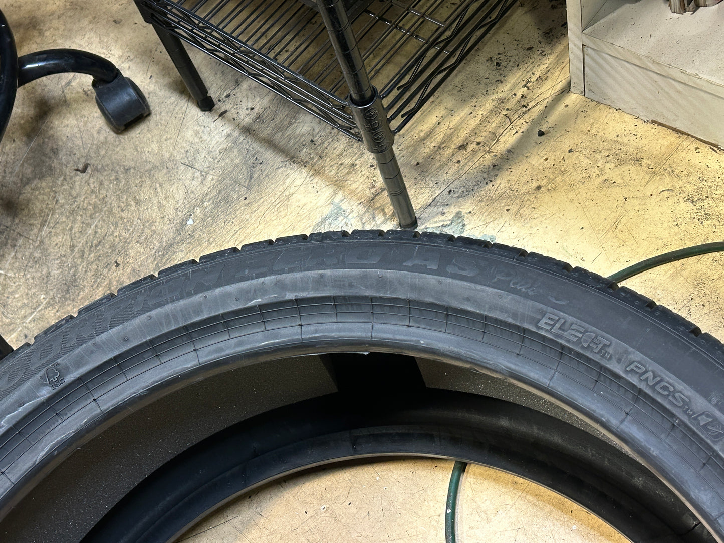 PIRELLI SCORPION ZERO AS PLUS 3 ELECT BSW P 285 35 22 106Y XL ALL SEASON EV TIRE 4393200