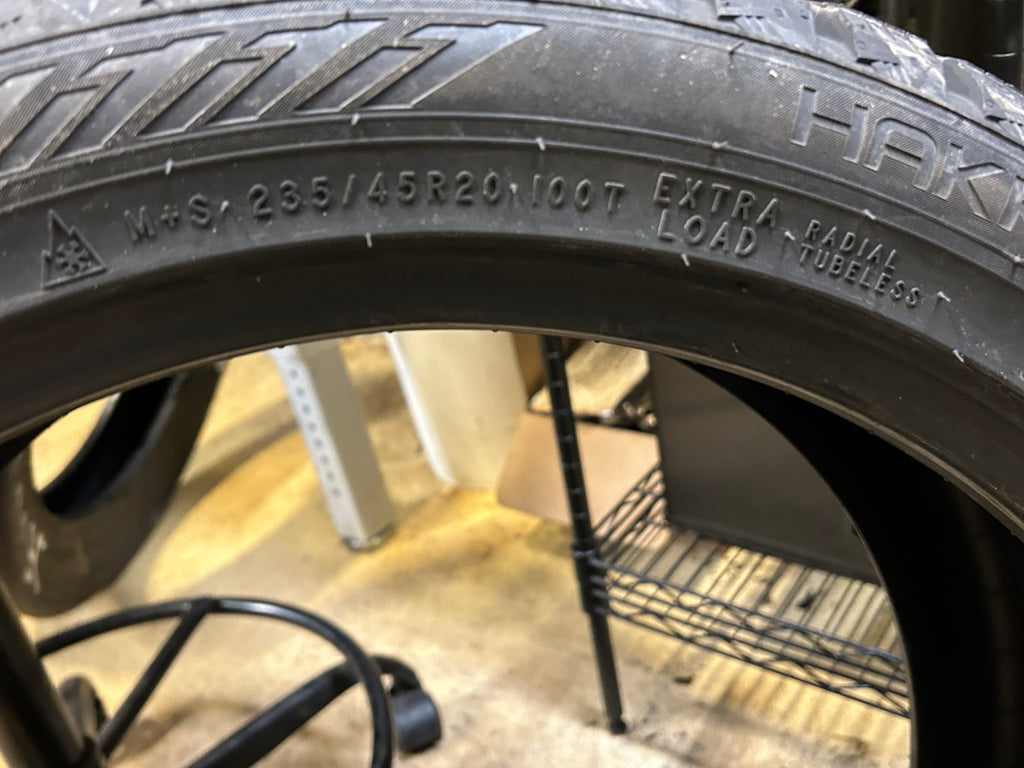 2 NOKIAN HAKKAPELIITTA 10 EV STUDDED P 235 45 20 100T XL WINTER TIRE TSF00008