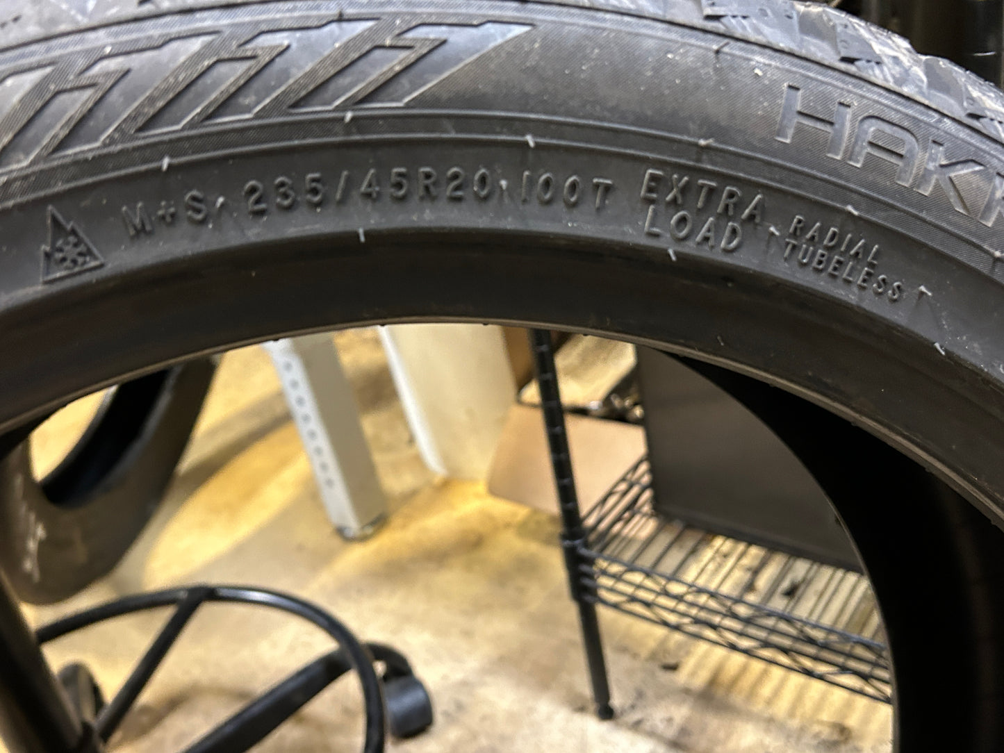 2 NOKIAN HAKKAPELIITTA 10 EV STUDDED P 235 45 20 100T XL WINTER TIRE TSF00008