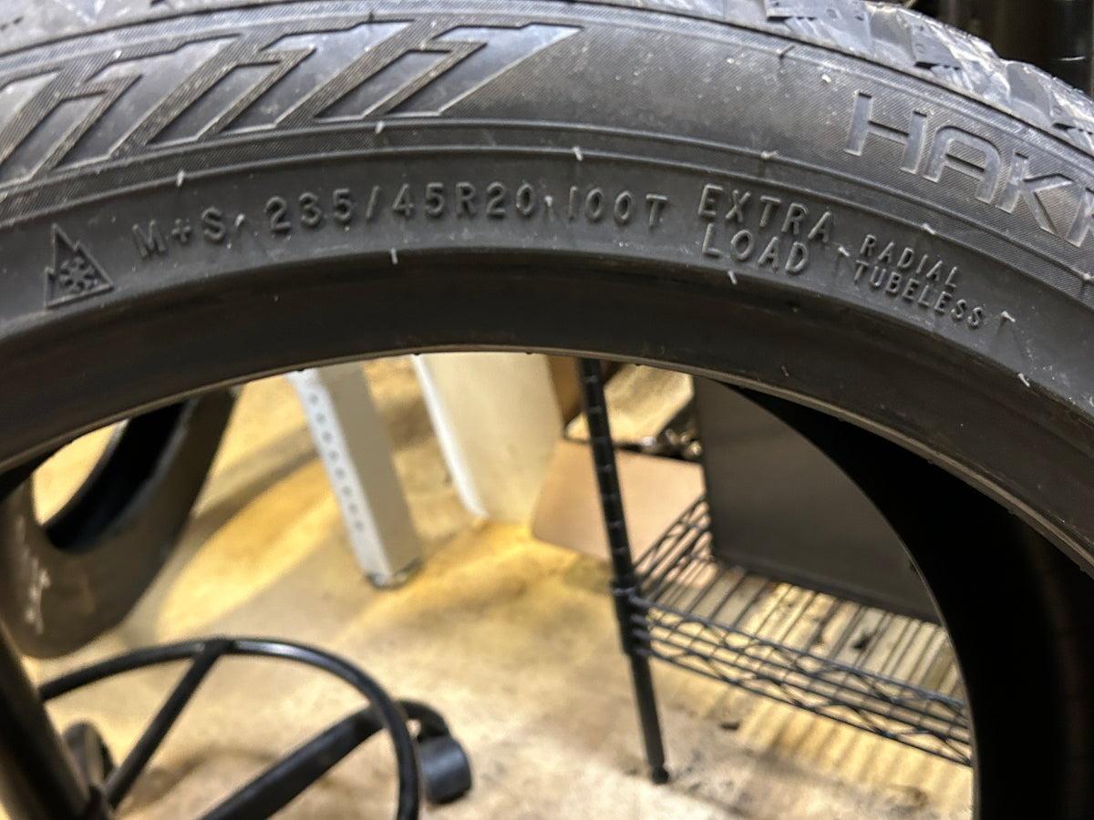 2 NOKIAN HAKKAPELIITTA 10 EV STUDDED P 235 45 20 100T XL WINTER TIRE TSF00008
