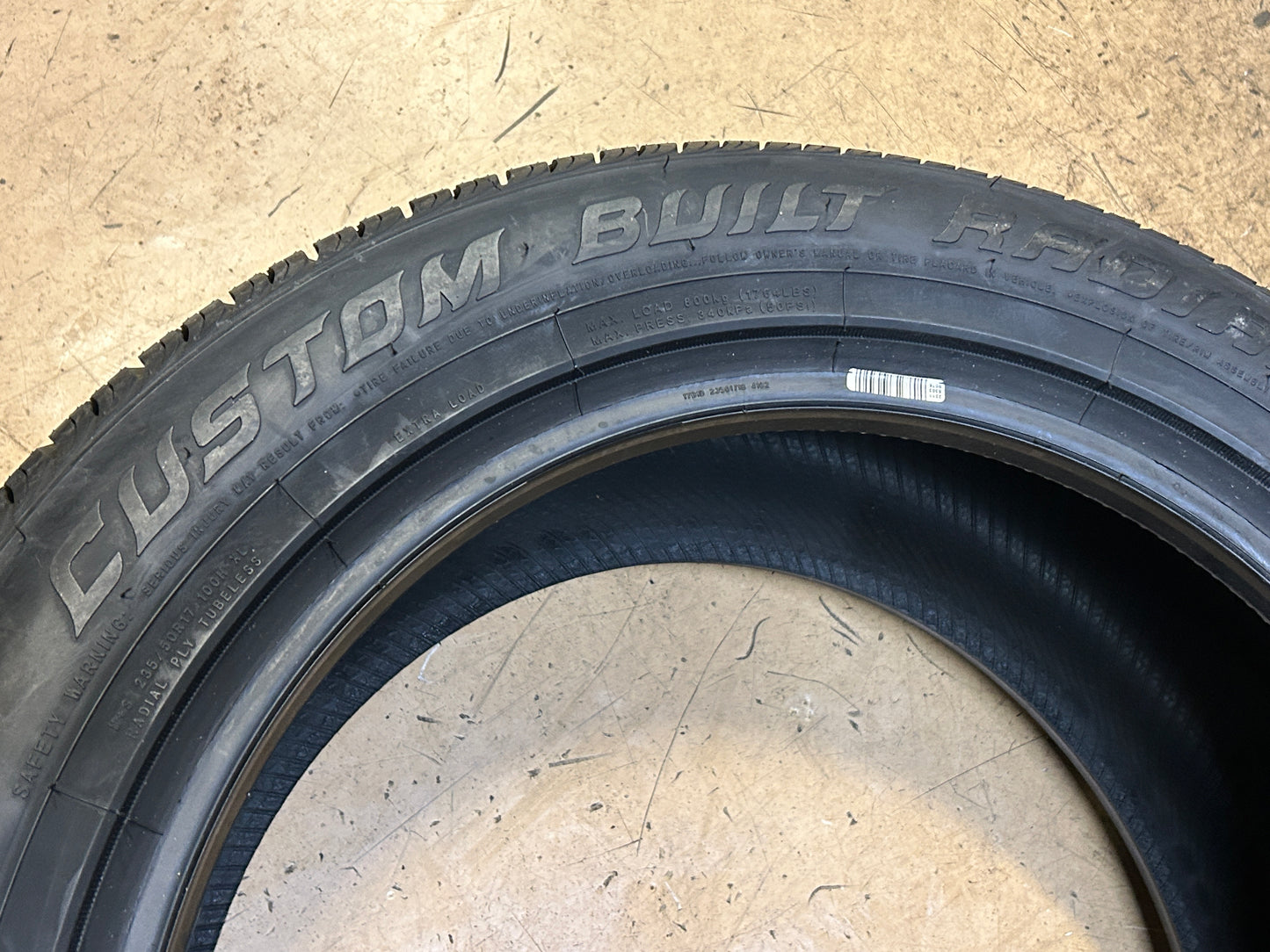 2 VOGUE CUSTOM BUILT RADIAL VIII BSW P 235 50 17 100H XL PERFORMANCE TIRE 3206631