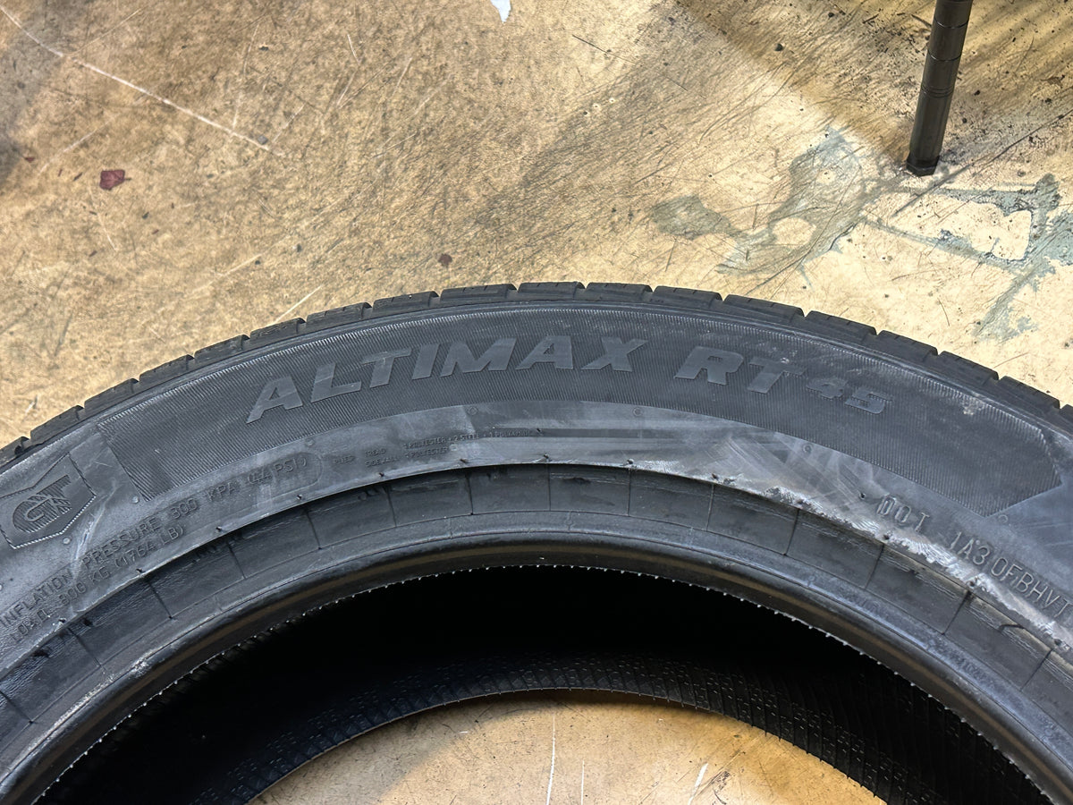 2 GENERAL ALTIMAX RT45 BSW P 235 55 18 100T ALL SEASON TIRE 15577750000