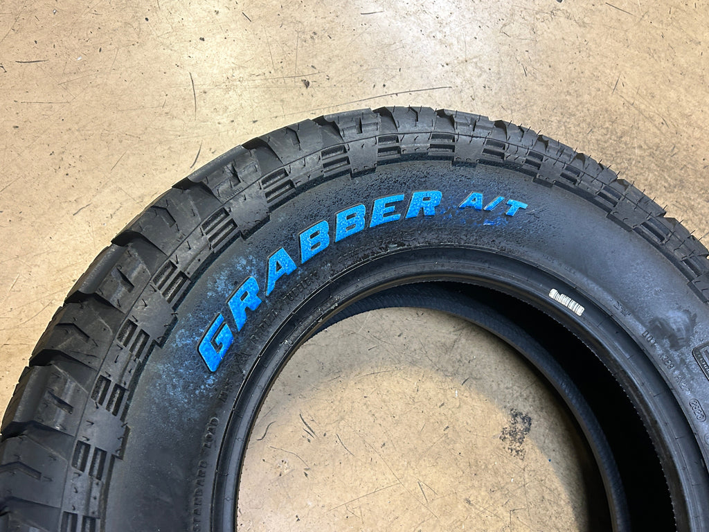 GENERAL GRABBER A/TX STUDLESS WSW P 255 70 17 112T ALL TERRAIN TIRE 0450975