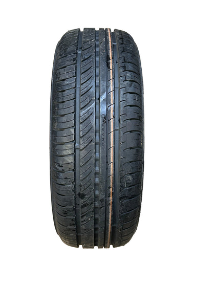 NOS NOKIAN CLINE CARGO BSW LT 215 65 15 104/102T 6PLY ALL SEASON TIRE T429239