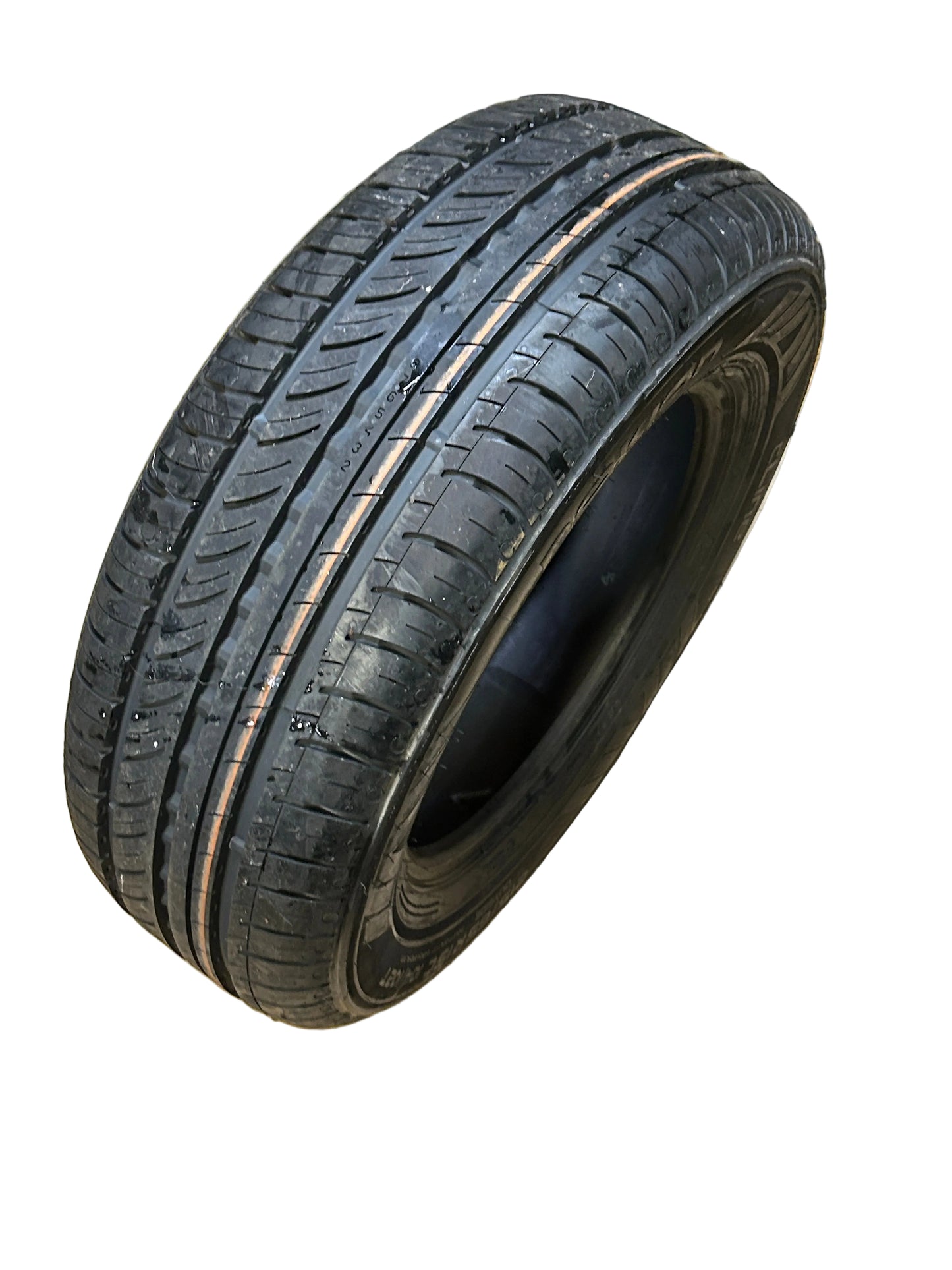 NOS NOKIAN CLINE CARGO BSW LT 215 65 15 104/102T 6PLY ALL SEASON TIRE T429239