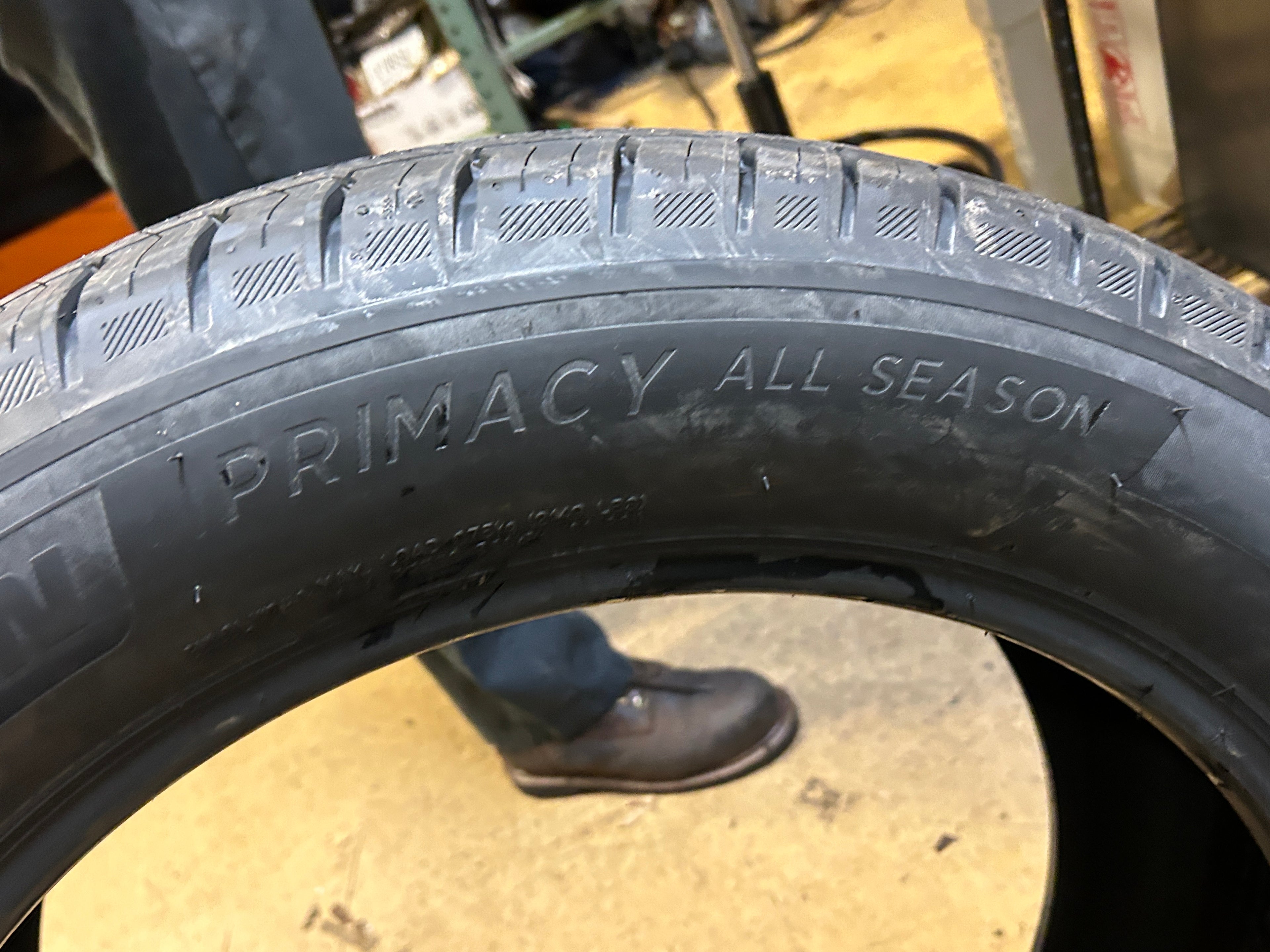 (SELFSEAL) MICHELIN PRIMACY ALL SEASON BSW P 265 50 20 107H TPC TIRE 4562