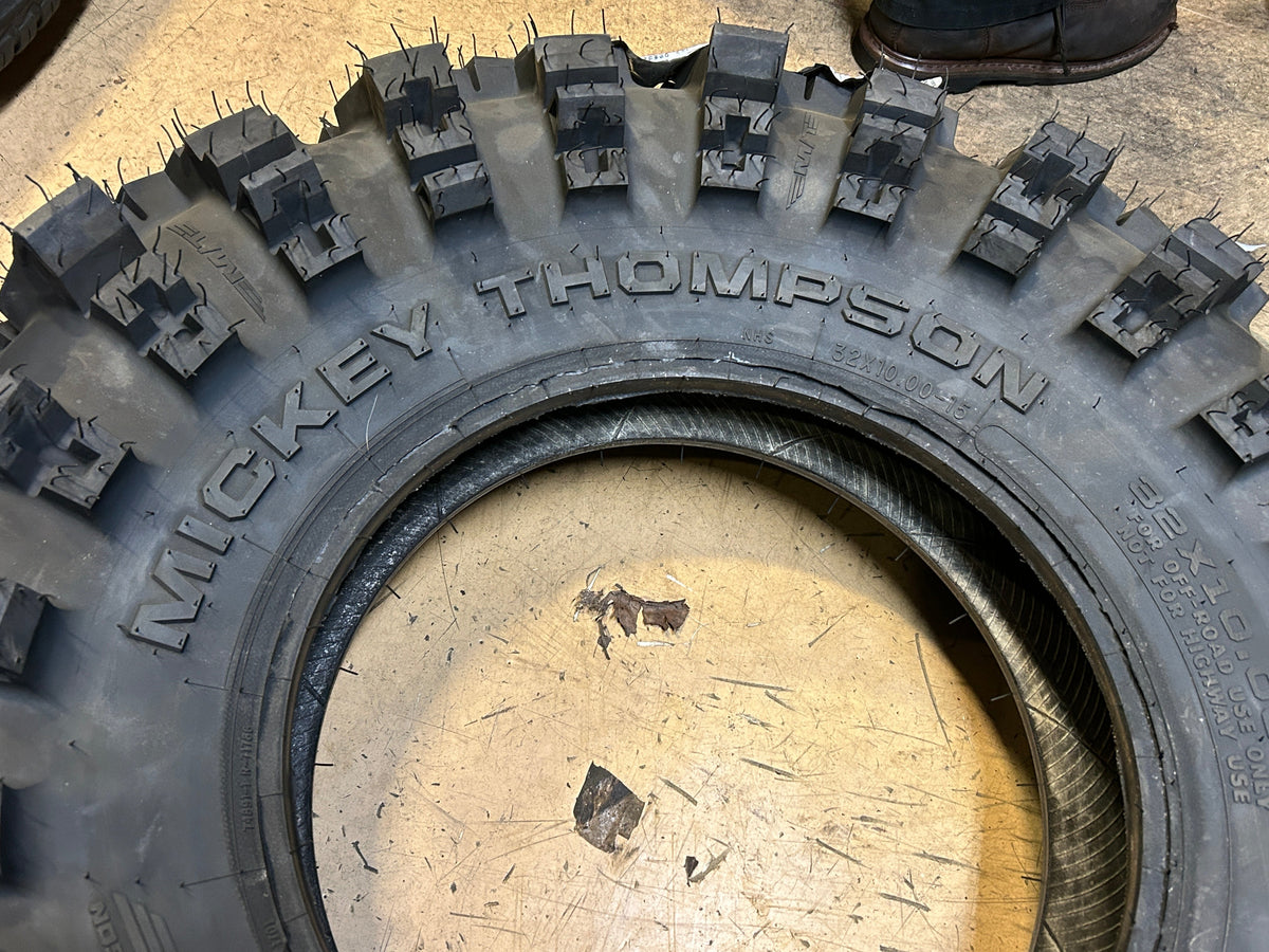 MICKEY THOMPSON BAJA PRO X BSW 33 10 15 ATV/UTV TIRE 331267019
