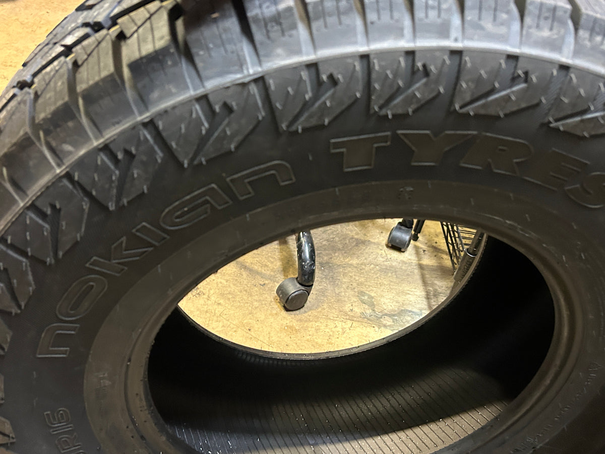 NOKIAN OUTPOST APT BSW P 265 70 16 112T ALL TERRAIN TIRE T432129