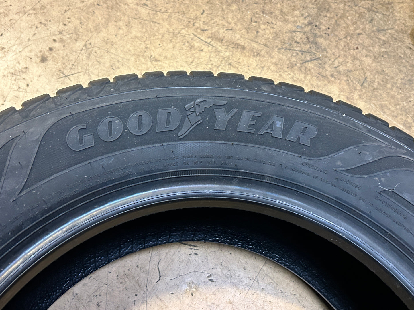 GOODYEAR ASSURANCE WEATHERREADY 2 BSW P 205 65 16 95H ALL SEASON TIRE 767077673