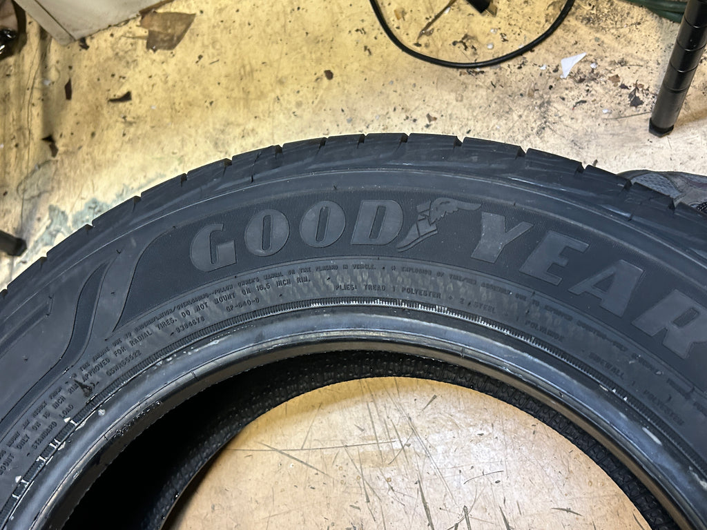 GOODYEAR ASSURANCE COMFORTDRIVE BSW P 215 60 16 95V ALL SEASON TIRE 413571582