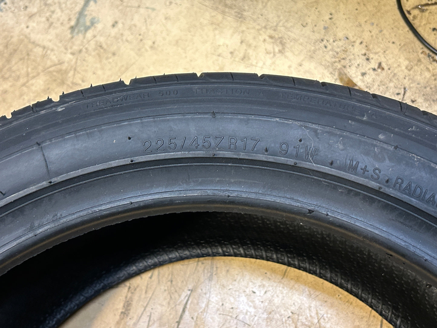 2 KUMHO SOLUS TA51A BSW P 225 45 17 91W ALL SEASON TIRE 2321602