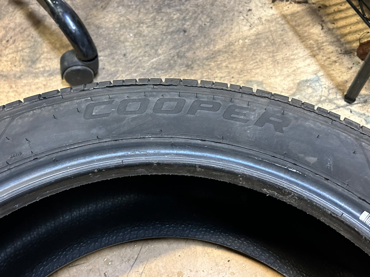 USED 12/32'' COOPER PROCONTROL  BSW P 255 45 20 105V XL ALL SEASON TIRE 166491021