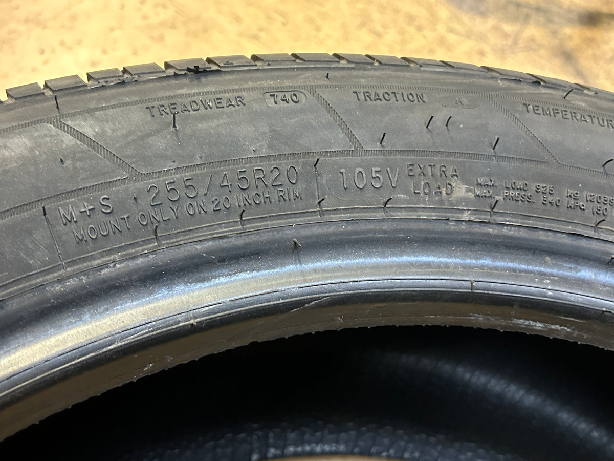 USED 12/32'' COOPER PROCONTROL  BSW P 255 45 20 105V XL ALL SEASON TIRE 166491021