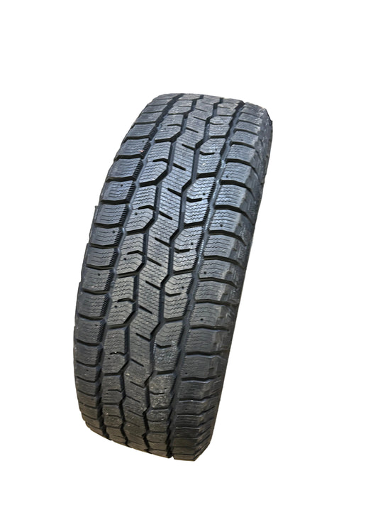 COOPER DISCOVERER SNOW CLAW STUDLESS BSW LT 265 60 20 121/118R 10PLY WINTER TIRE 170187005