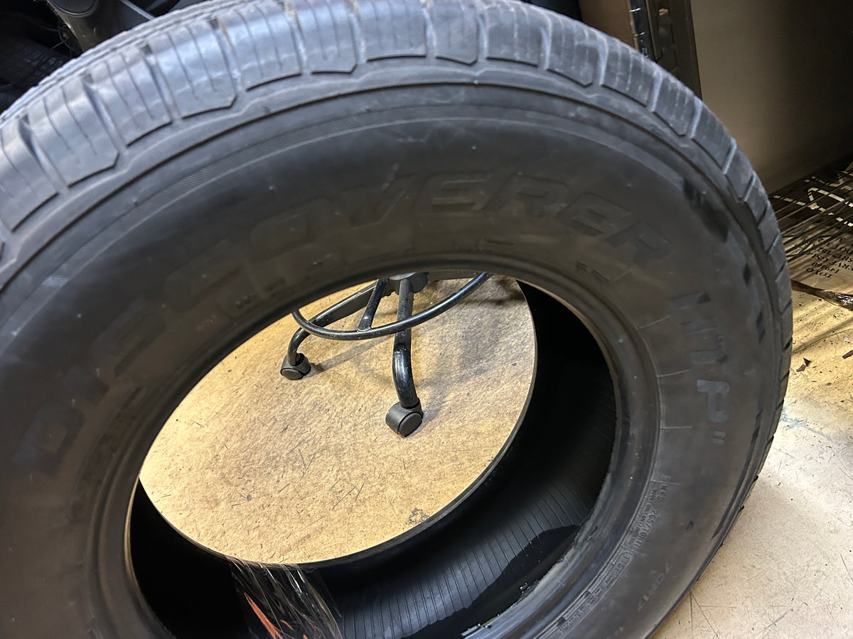 USED 8/32'' COOPER DISCOVERER HTP II BSW P 265 70 17 115T ALL SEASON TIRE 171184024